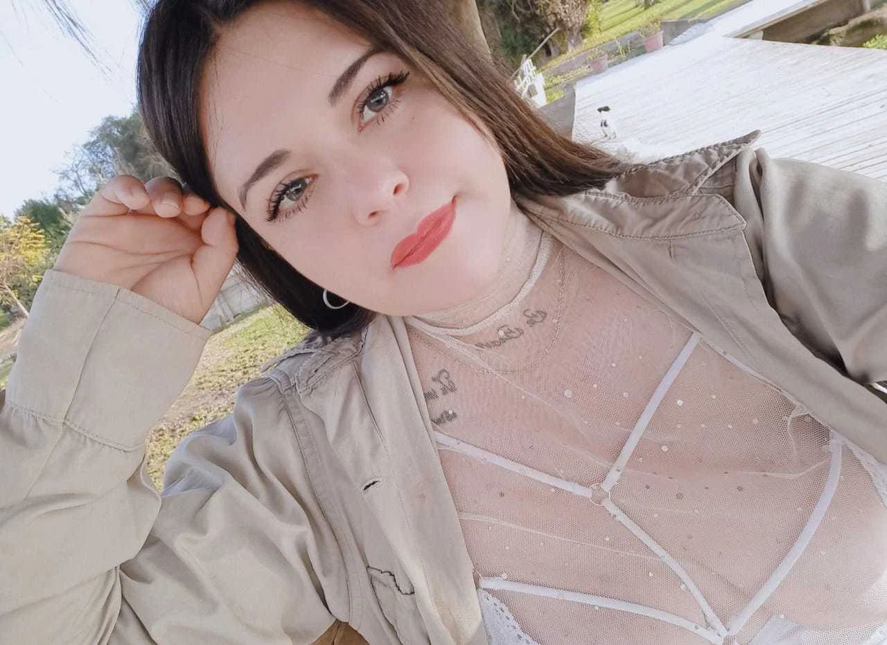 Javiera Morales Vargas profile banner