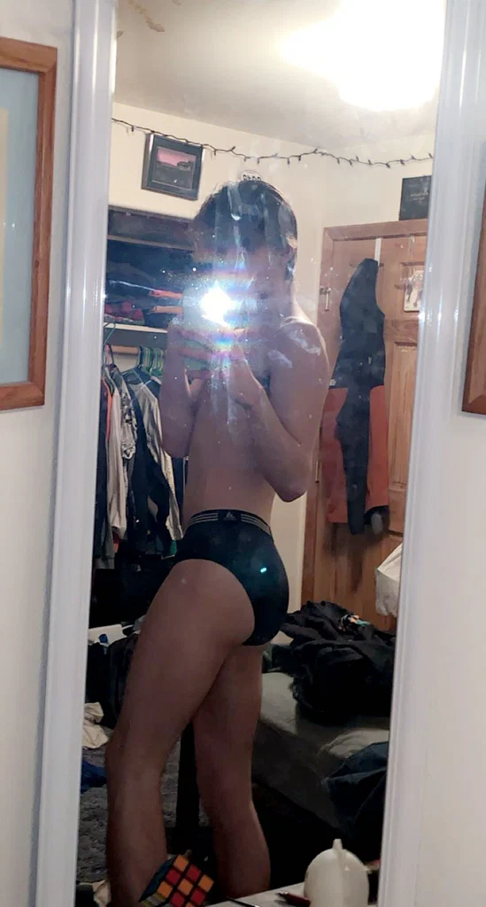 ty🥰's avatar