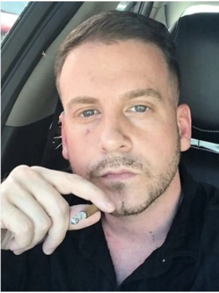 tony rubino's avatar