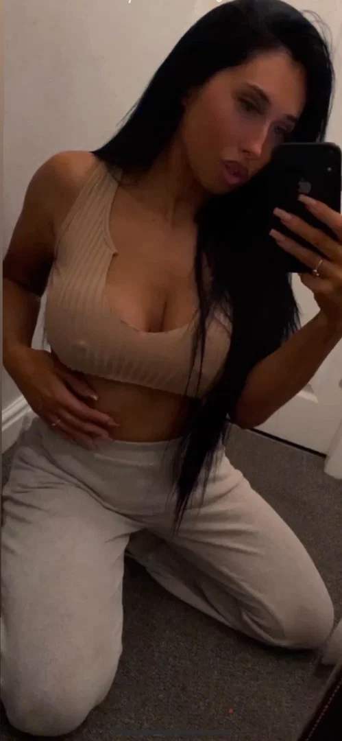 Dirtybrunette profile banner