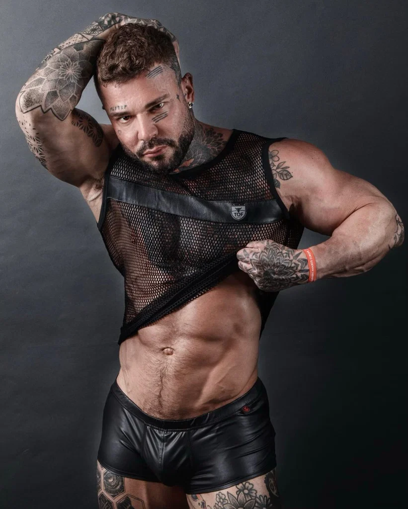 Danny starr's avatar