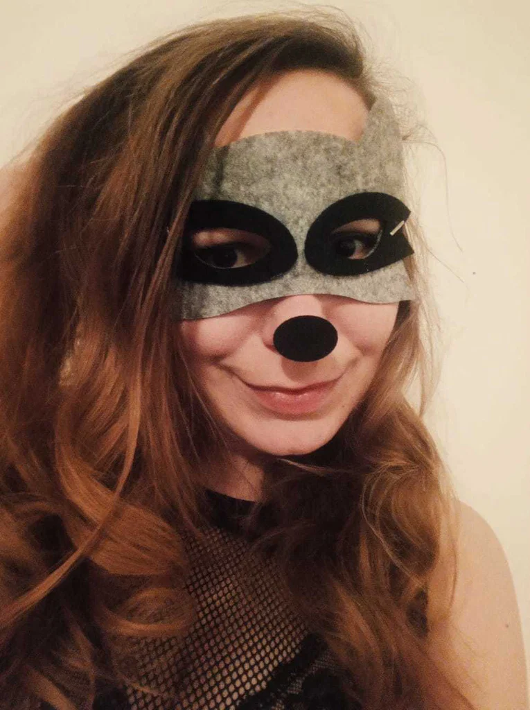 Playful Raccoon Free 🐾's avatar
