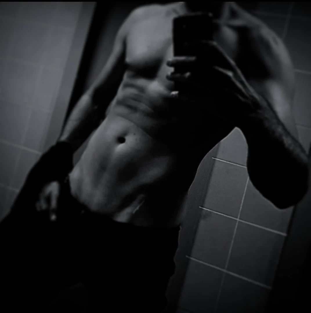 Intravenos profile banner