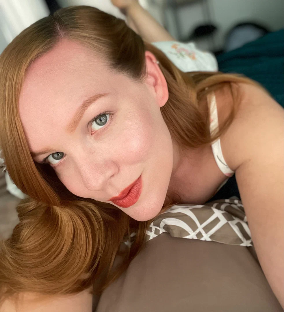 Katie Key profile banner