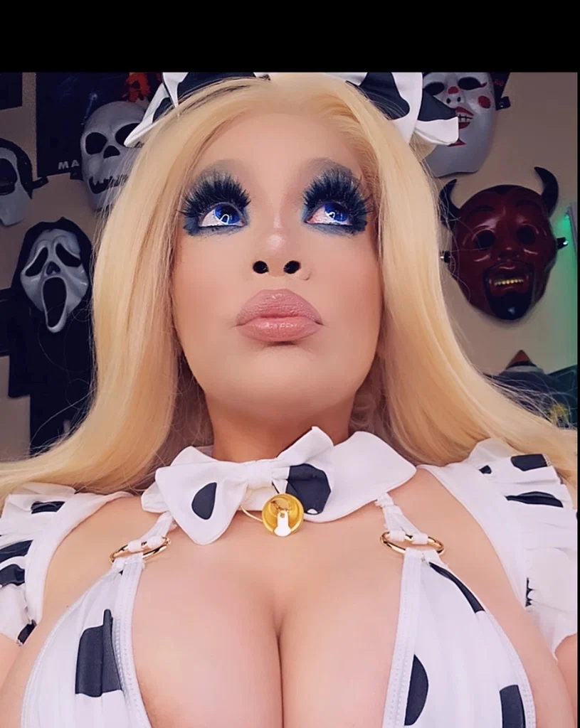 Notorious Miss Torii's avatar