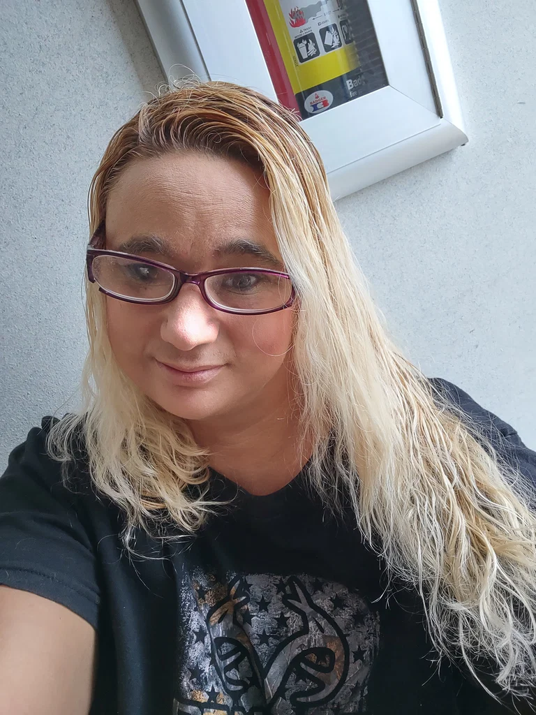 Stephani Romans's avatar
