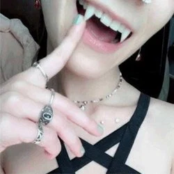 𝐹𝑒𝓂𝒹𝑜𝓂𝑜𝓂𝓂𝓎's avatar