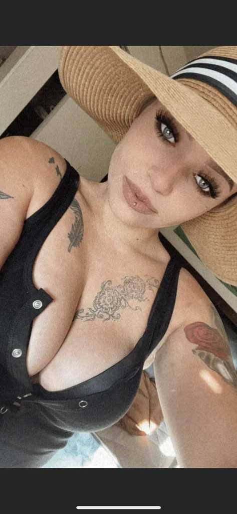 Taylor Marie ❤️❤️💋's avatar