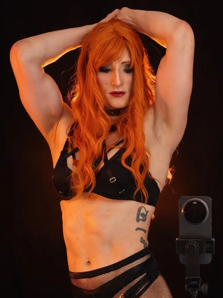 Julie_Lithoe's avatar