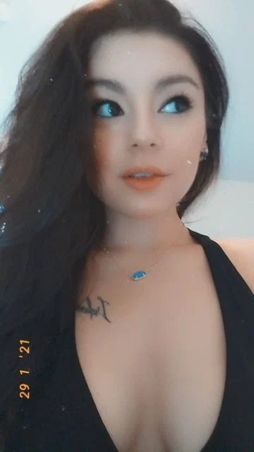 Mia's avatar