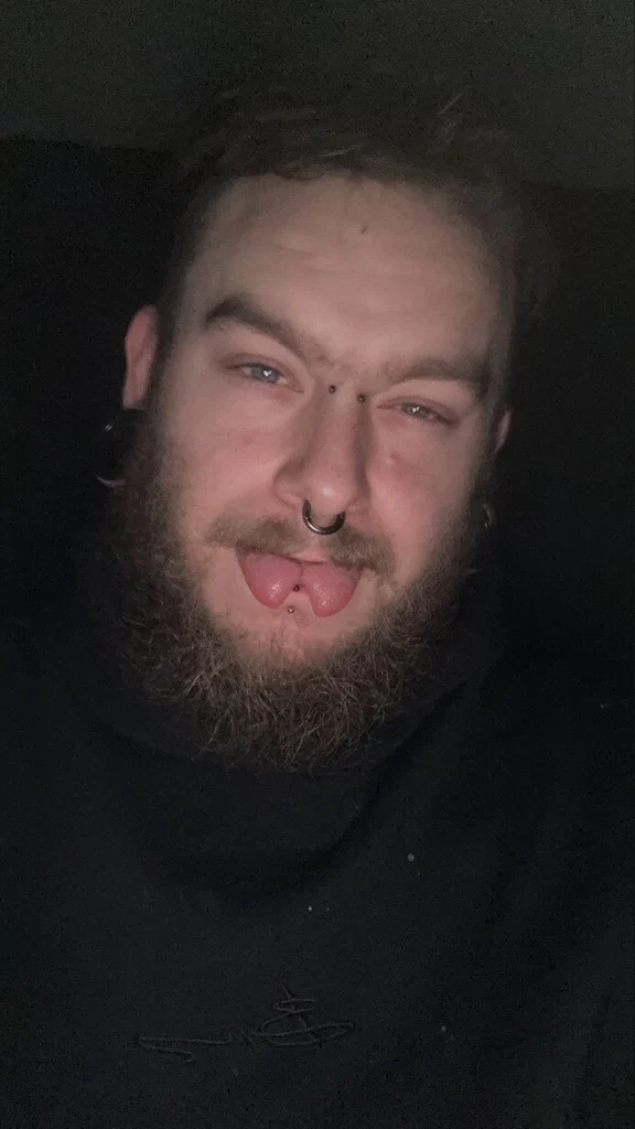 That split tongue guy
