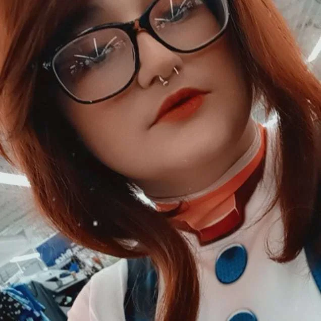 Michelle Cosplays's avatar