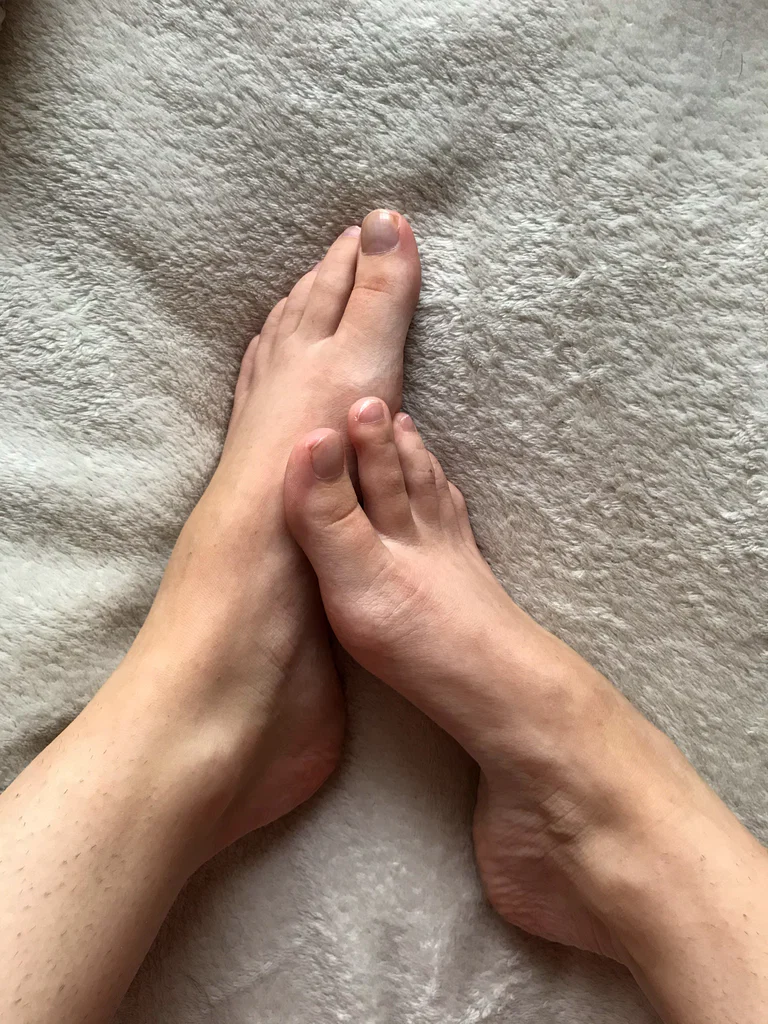 Lou’s Feet's avatar