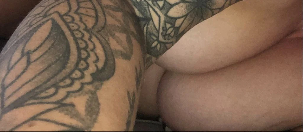 Curvy Thirteeš profile banner