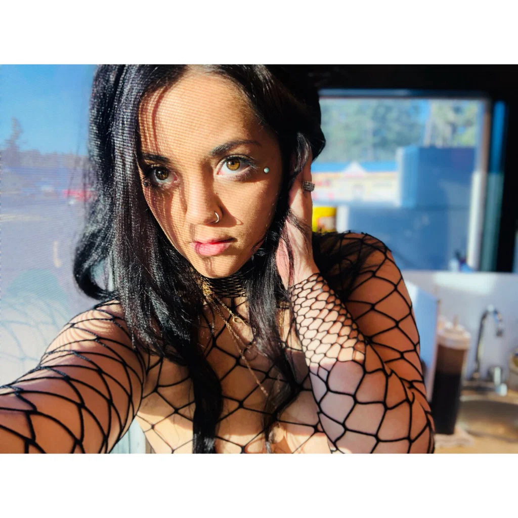 Ms. Rosie's avatar