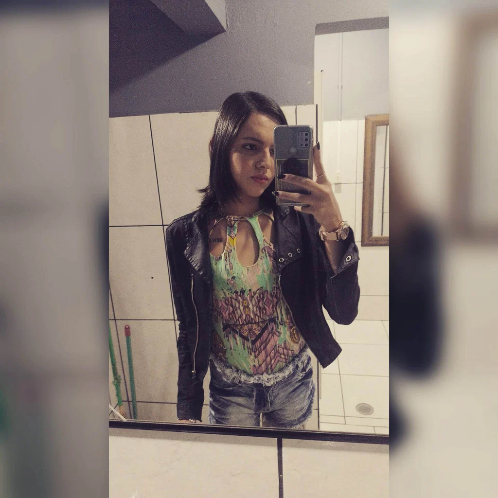 Thais lima's avatar