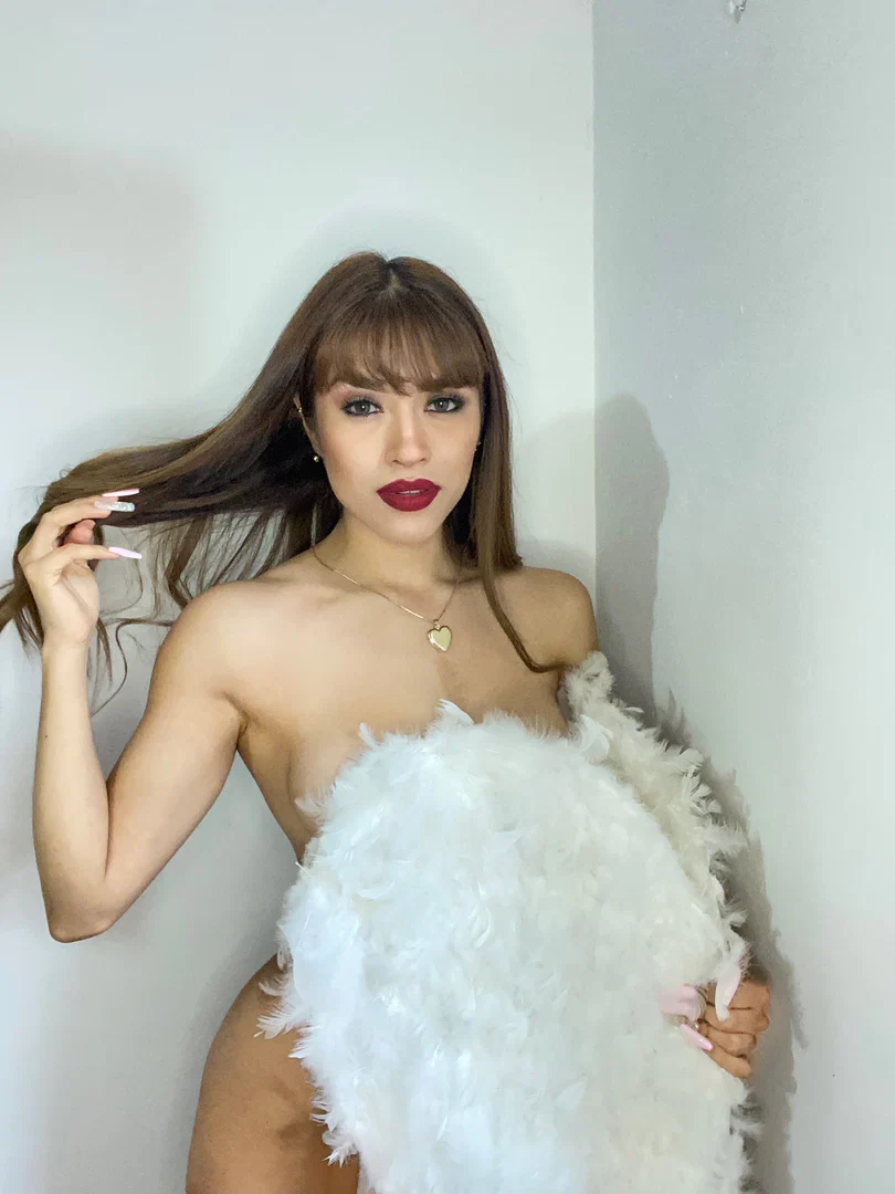 Estefy Bunny profile banner