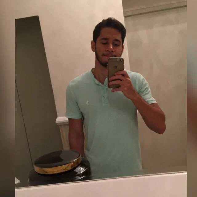 Ricardo's avatar