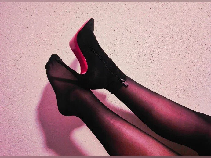 SwissVelvetToes profile banner
