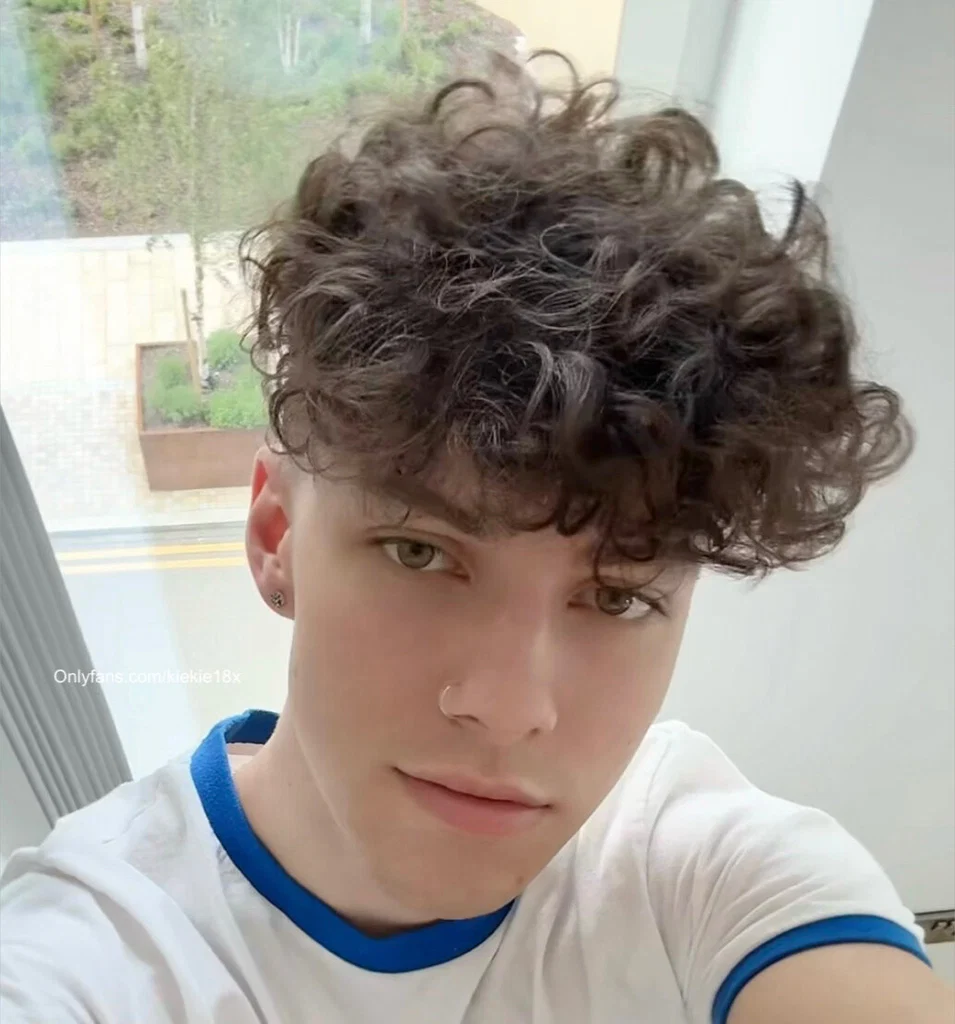 Angelic Boyo 😇