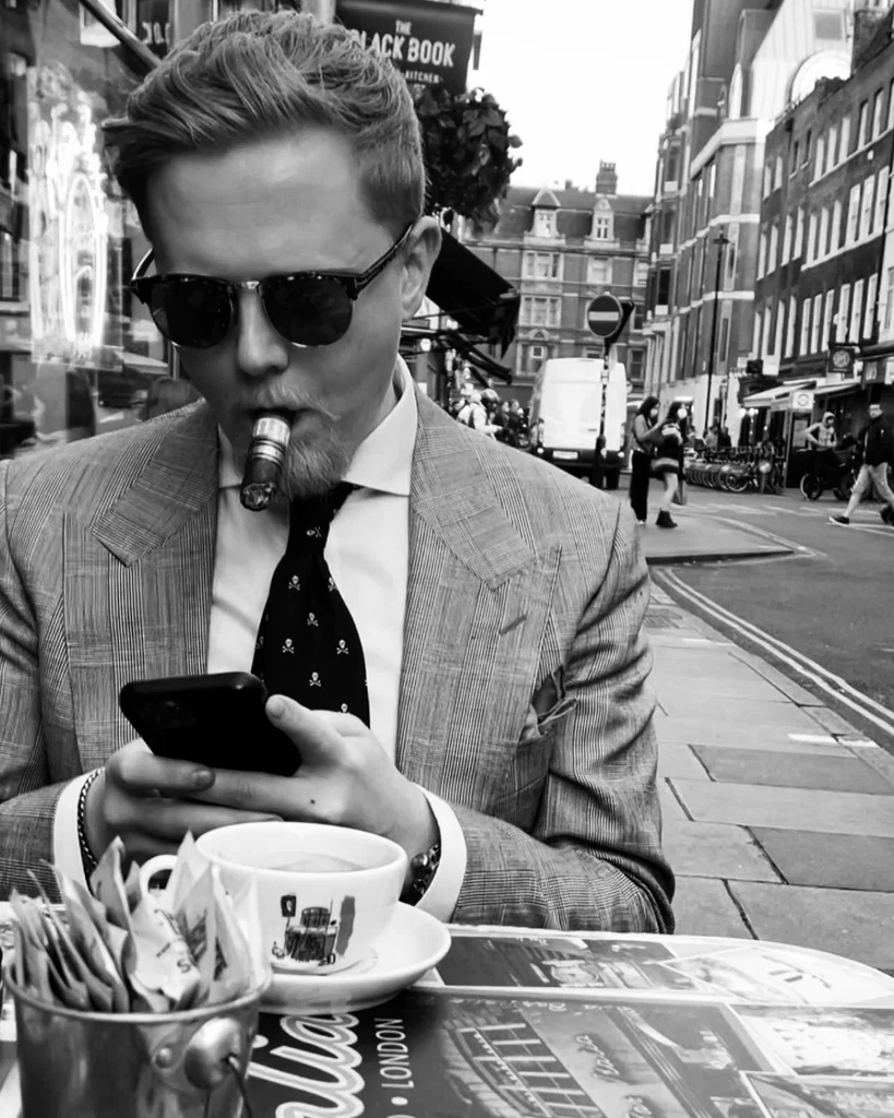 Mr blonde