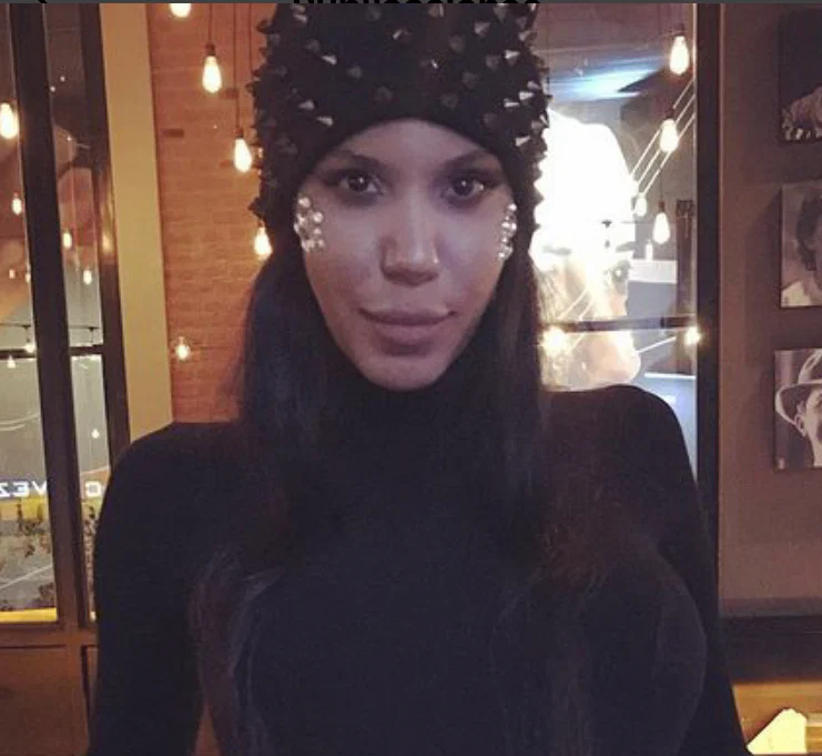 Isabel's avatar