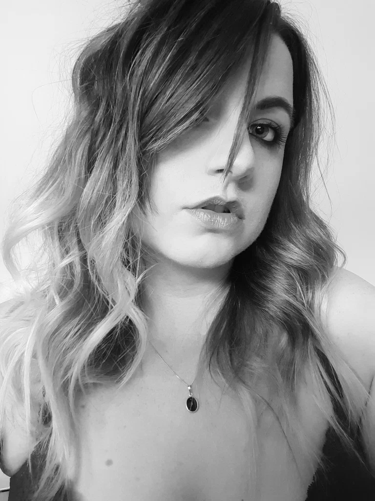 Josie Adele's avatar
