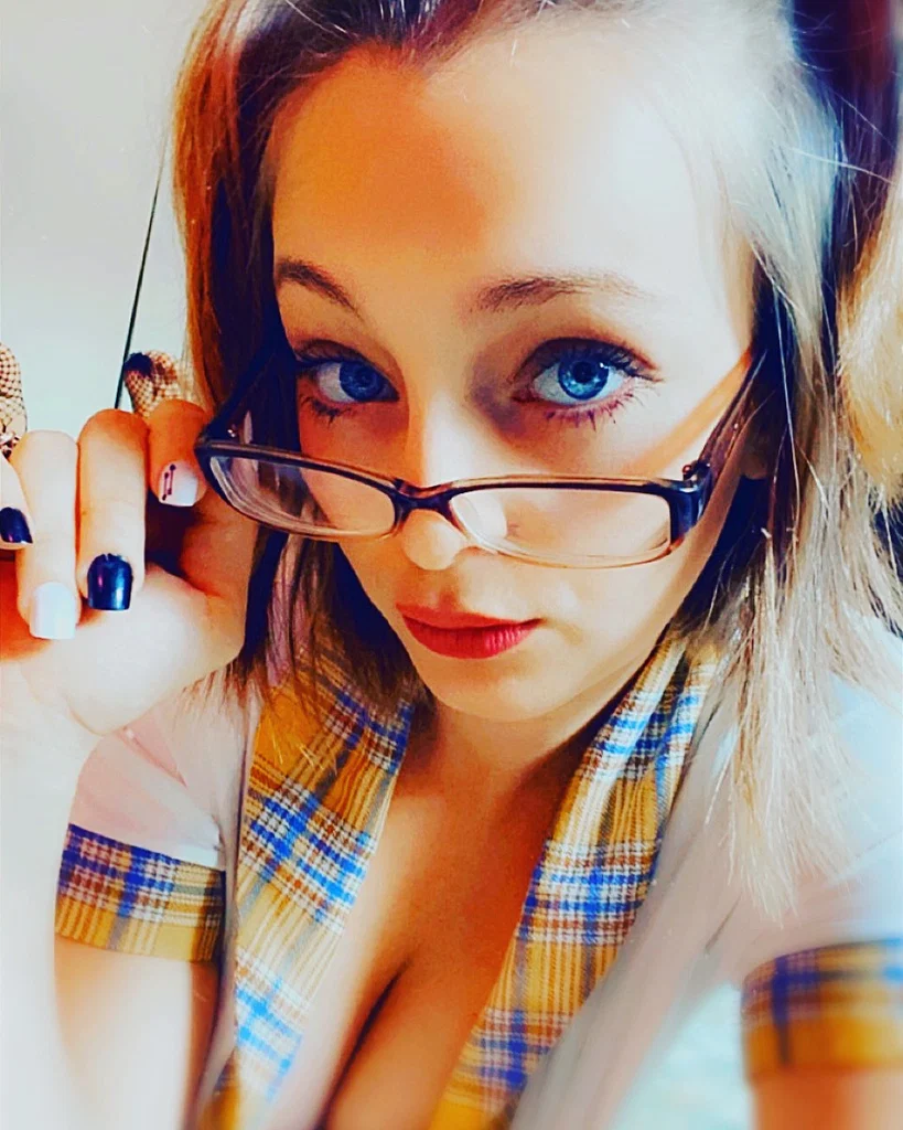 RosiePosie2k19's avatar