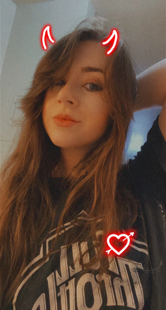 Lovely Lucy 💙😘🖤's avatar