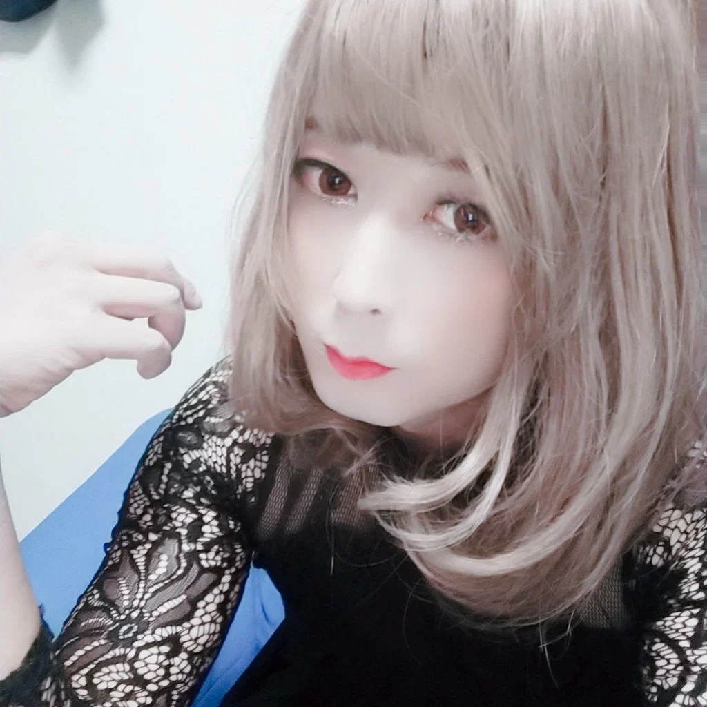 RURU  Crossdresser's avatar