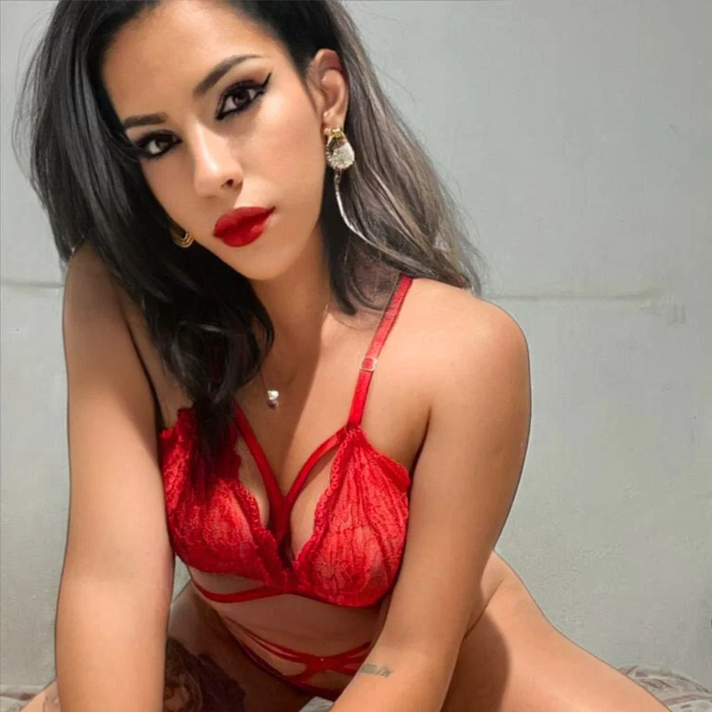Lena Grace's avatar