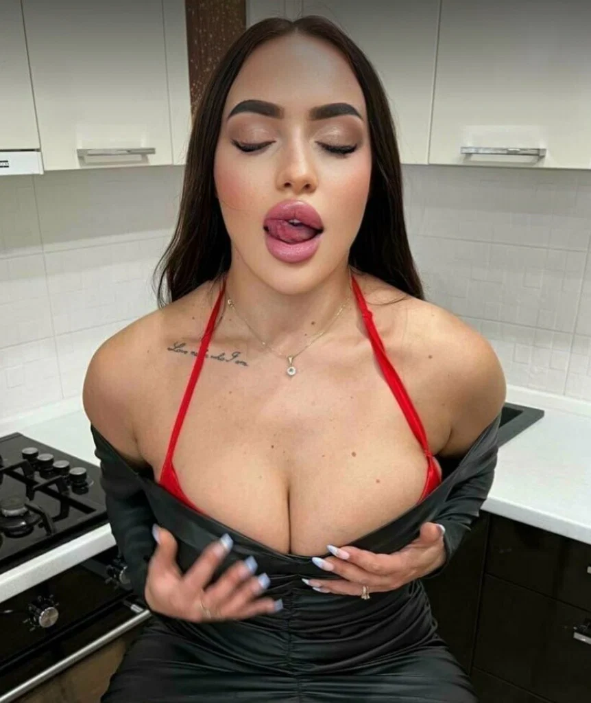 🍑Your dirty mommy 😈's avatar