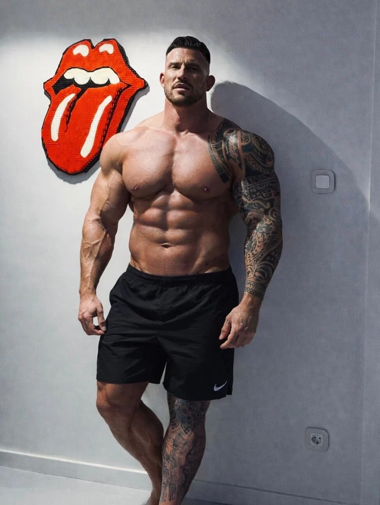 MuscleGiant's avatar