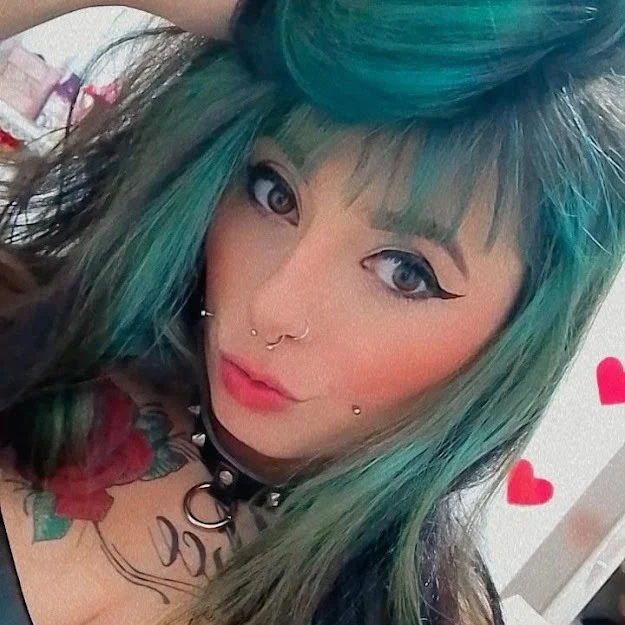 Mika Almeida's avatar