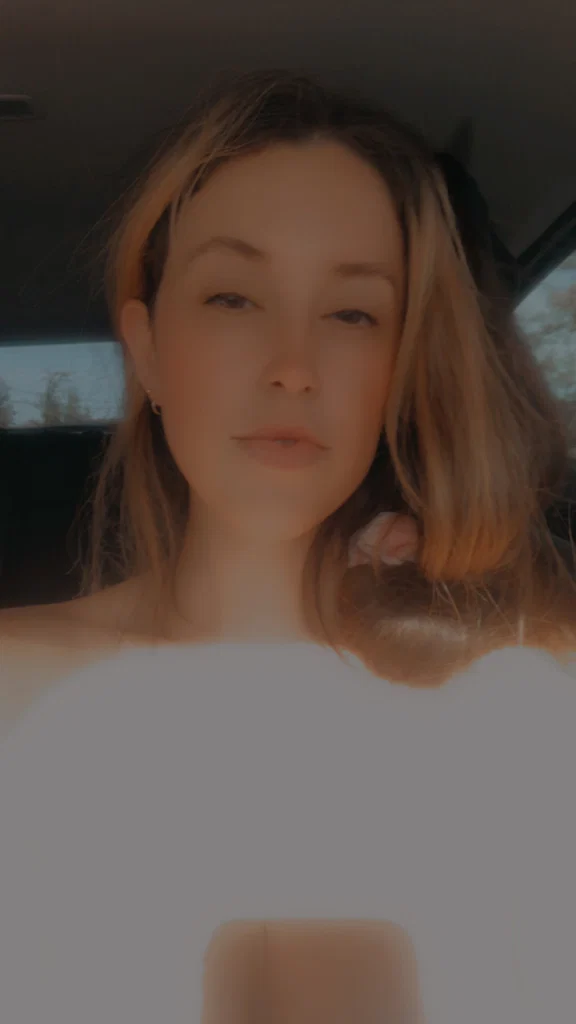 🦋 Alaine Elizabeth