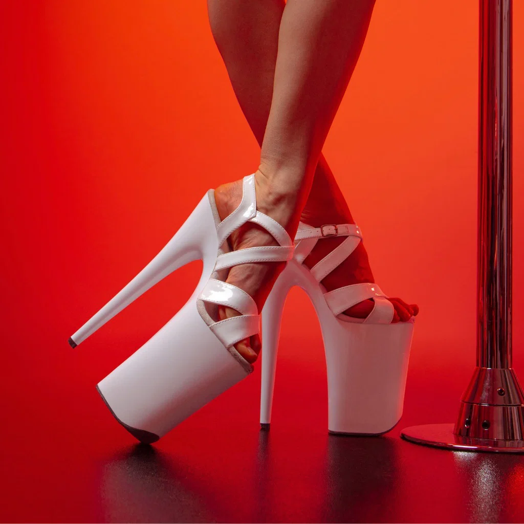 Heels Fiction's avatar