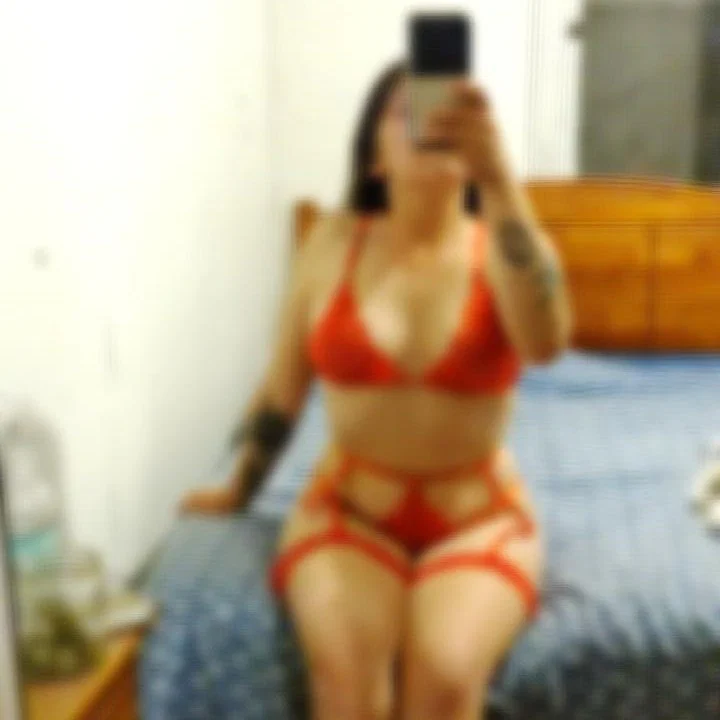 noemi constanza's avatar