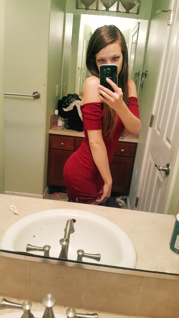 chanel Scarlett's avatar