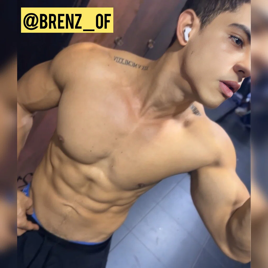 Brenz 🔝Huge Dick Curve 24CM🍆's avatar
