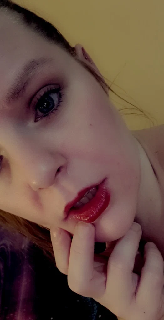 Lady Kay's avatar