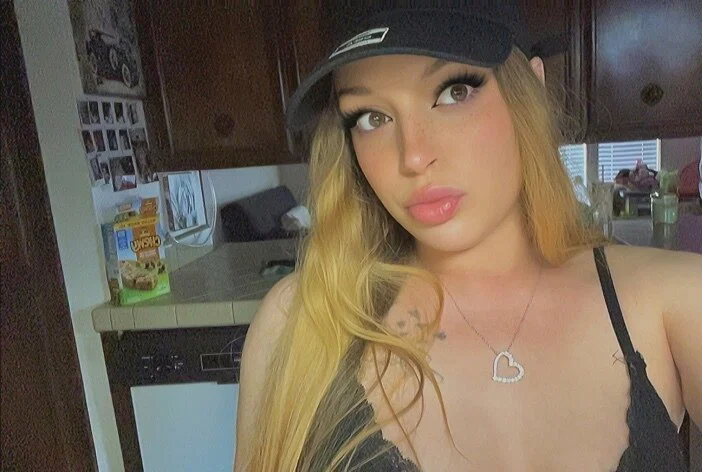 Bella🍭💦