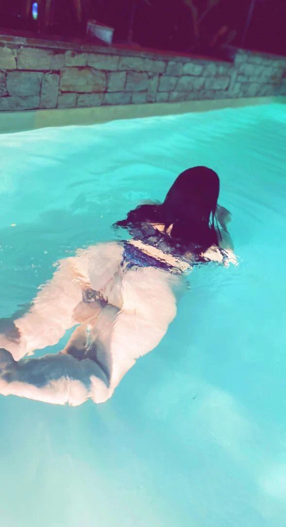 Queen Curvy profile banner