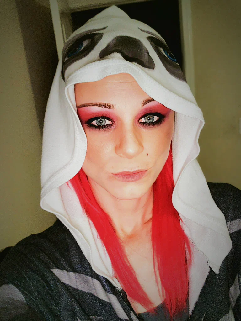 June bright's avatar