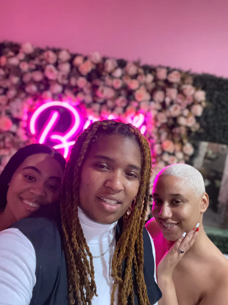 Lesbian Throuple