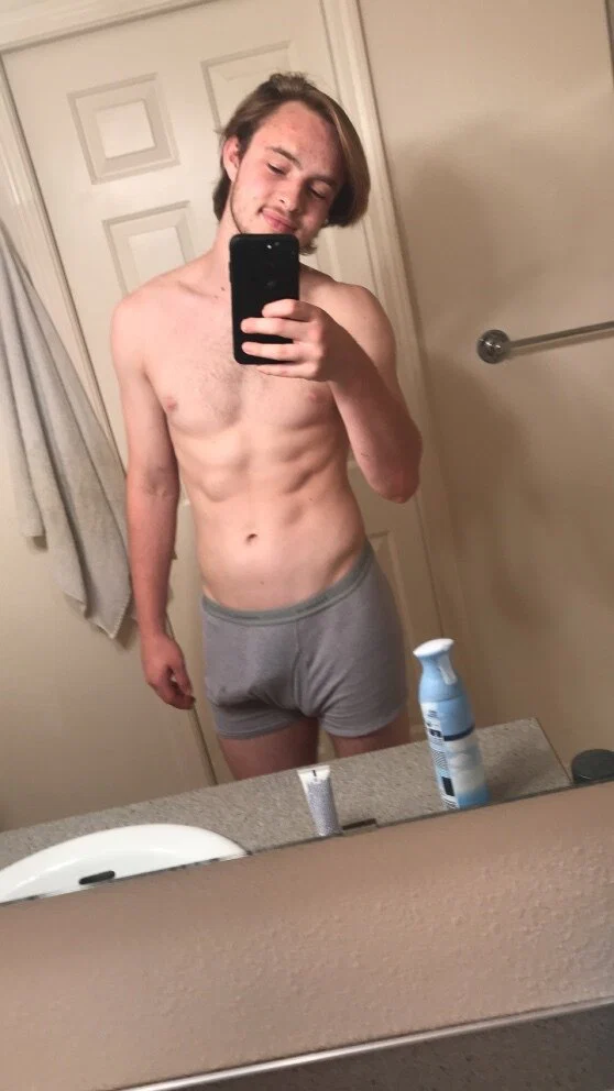 Derek's avatar
