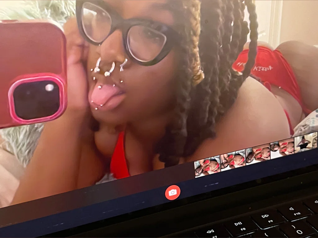 PrincessMarii's avatar