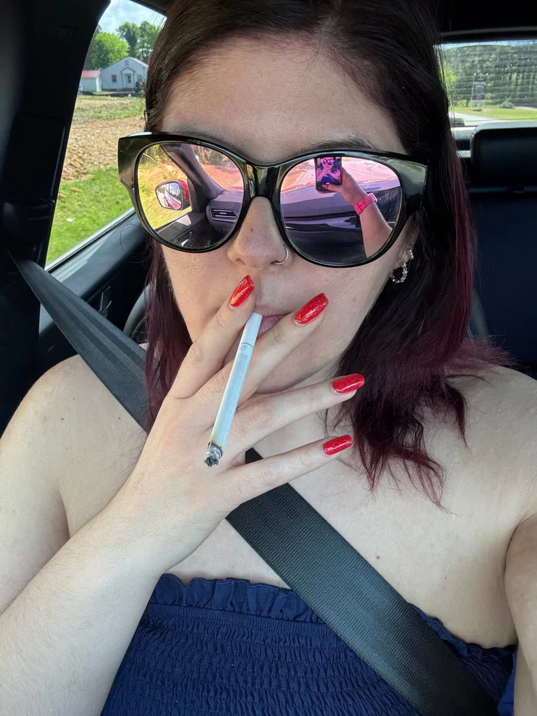 Nikki's Long Nails - VIP's avatar
