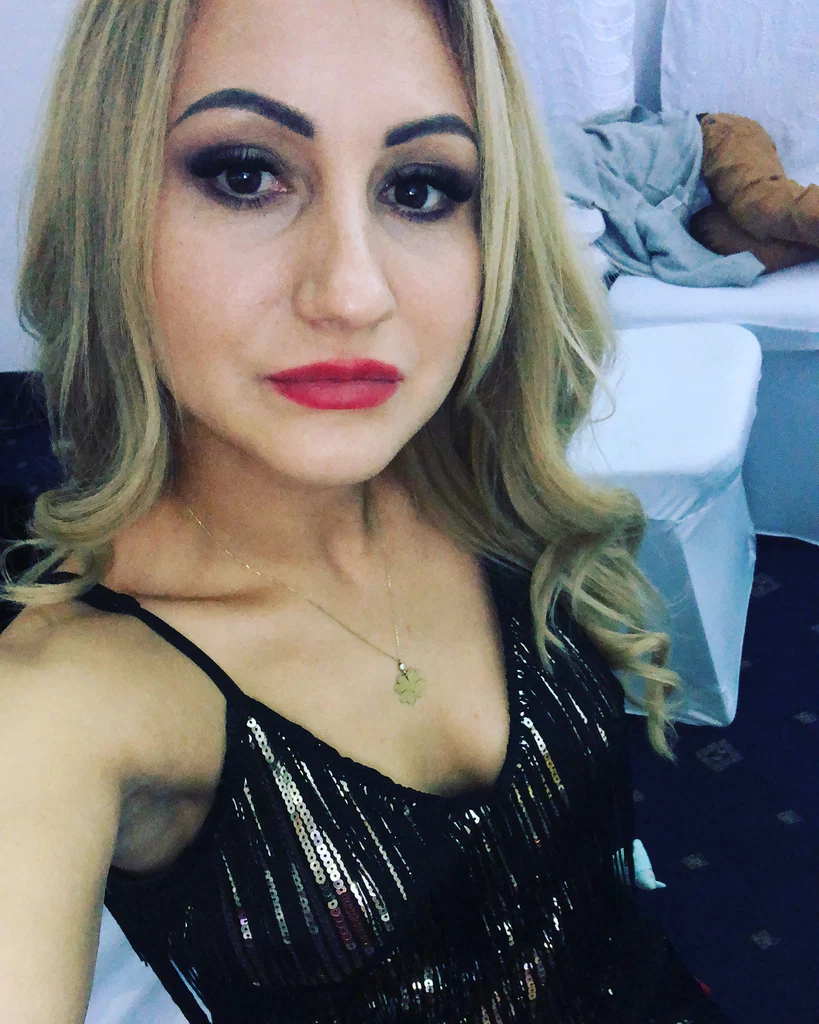 Andreea Kitty Sexy's avatar