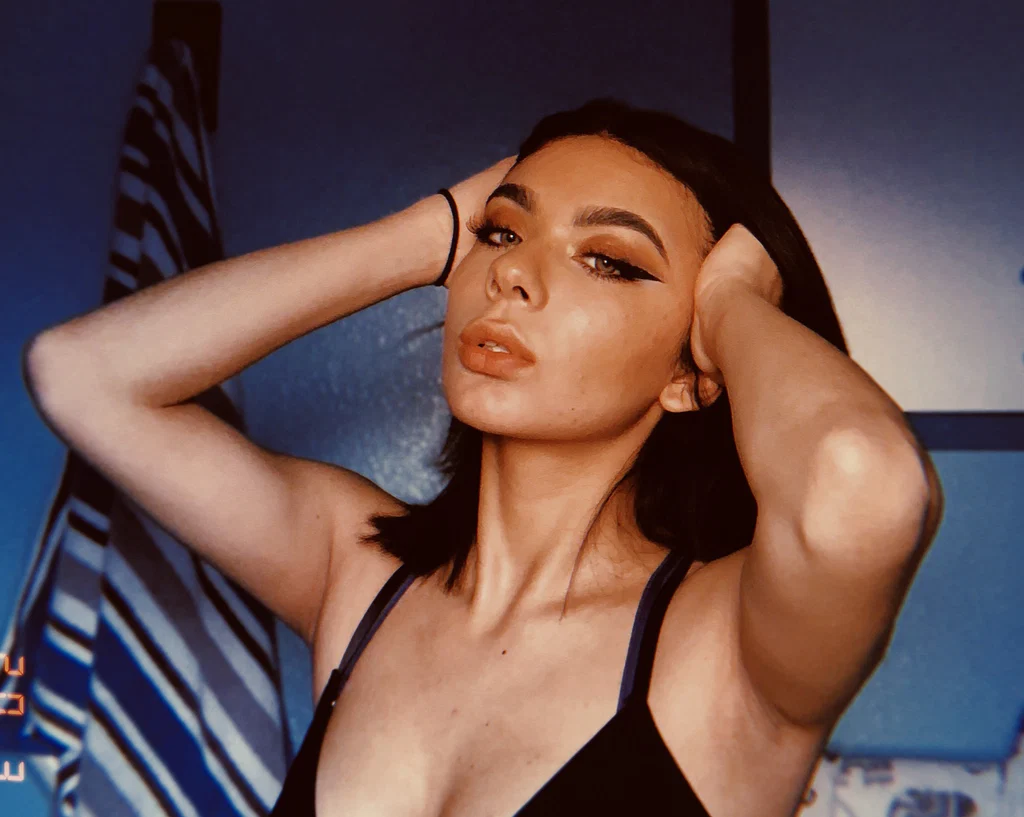 Eva_idk's avatar