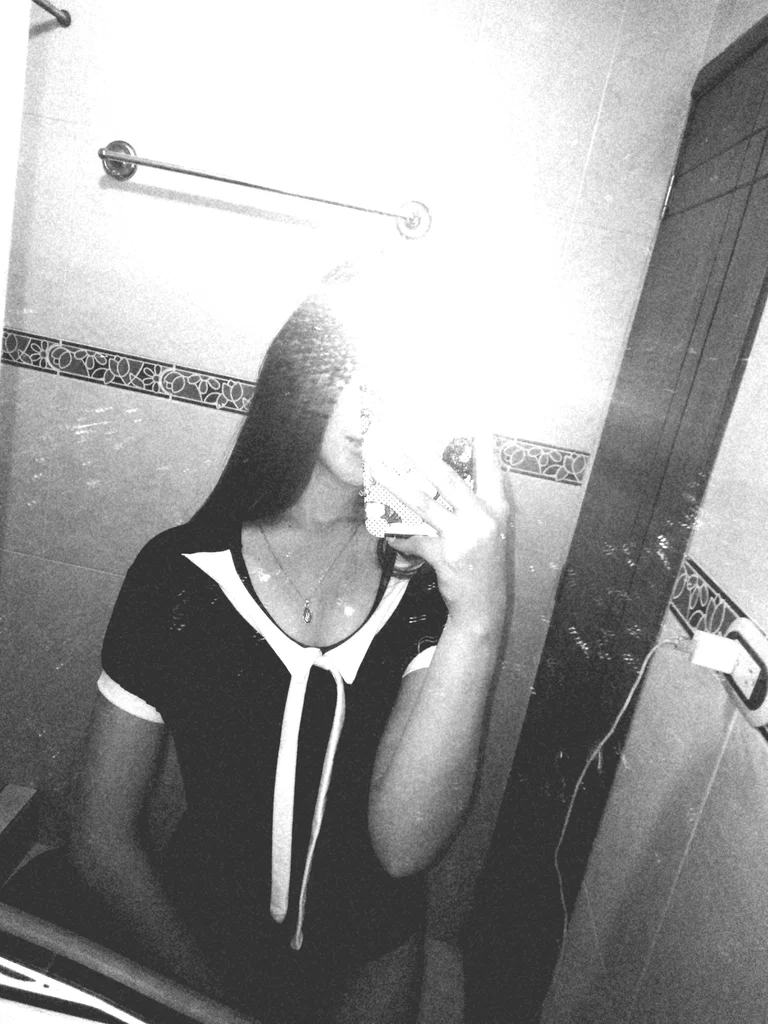 Sara🤩's avatar